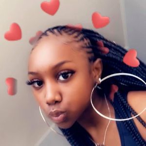 Meet your Posher, Briana